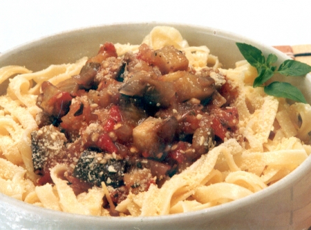 macarrao-ao-molho-de-berinjela-7-2341